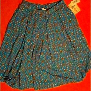 2S8.  LulaRoe skirt (ladies)